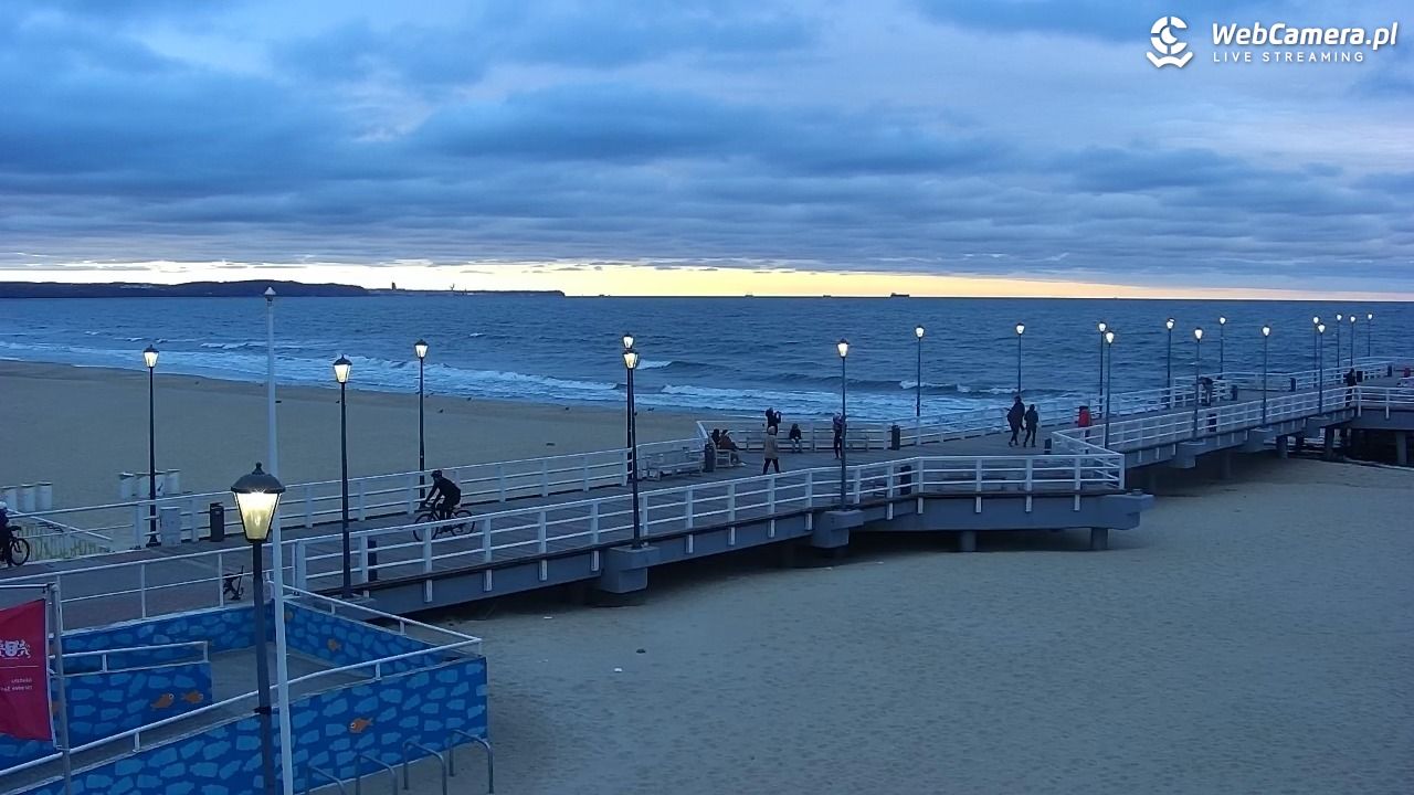 Gdańsk - Brzeźno molo - 19 październik 2026, 15:11