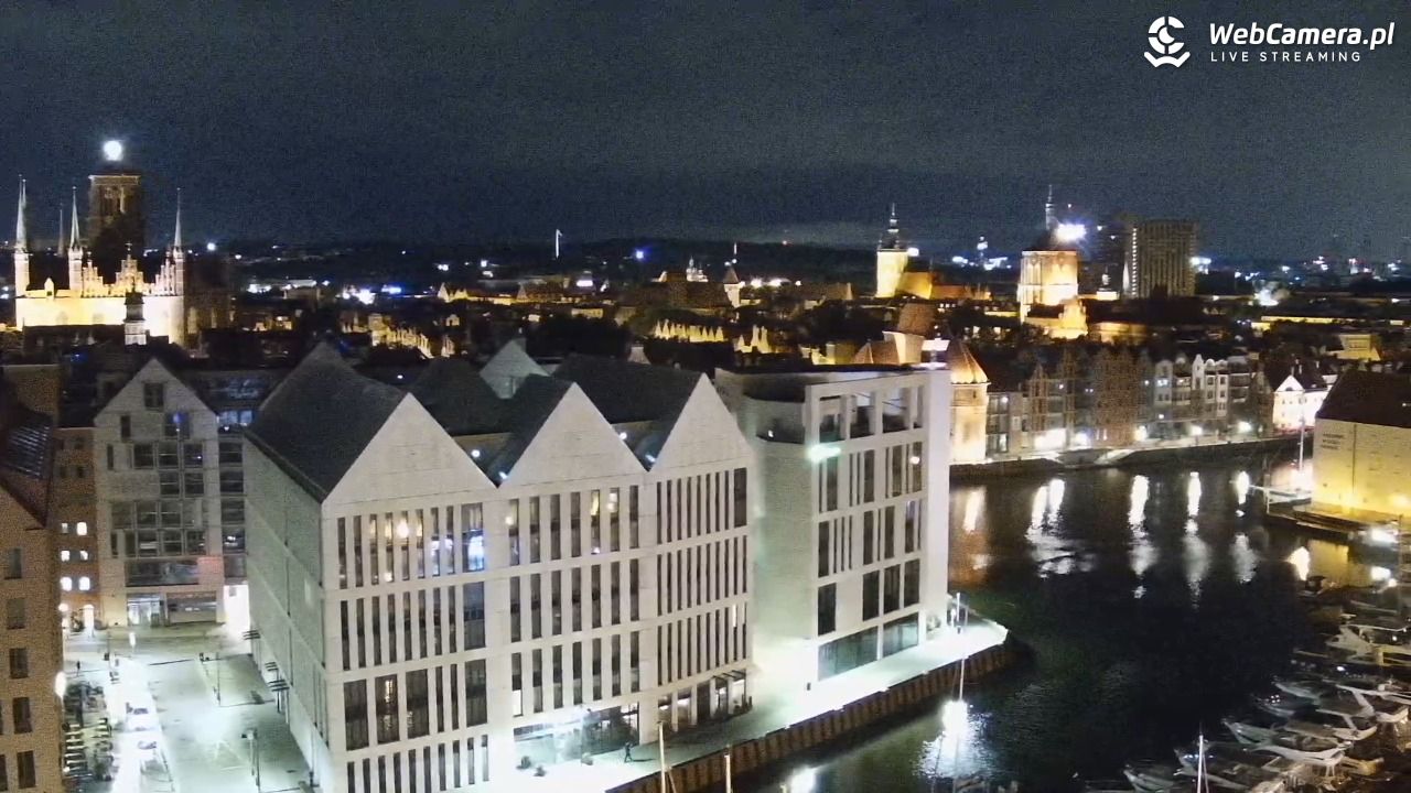 GDAŃSK - widok na Stare Miasto - 26 sierpień 2025, 01:43