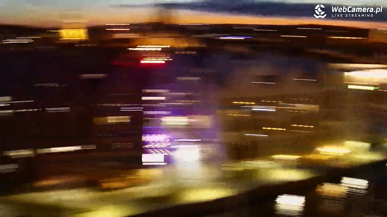 GDAŃSK - widok na Stare Miasto - 25 sierpień 2026, 20:49