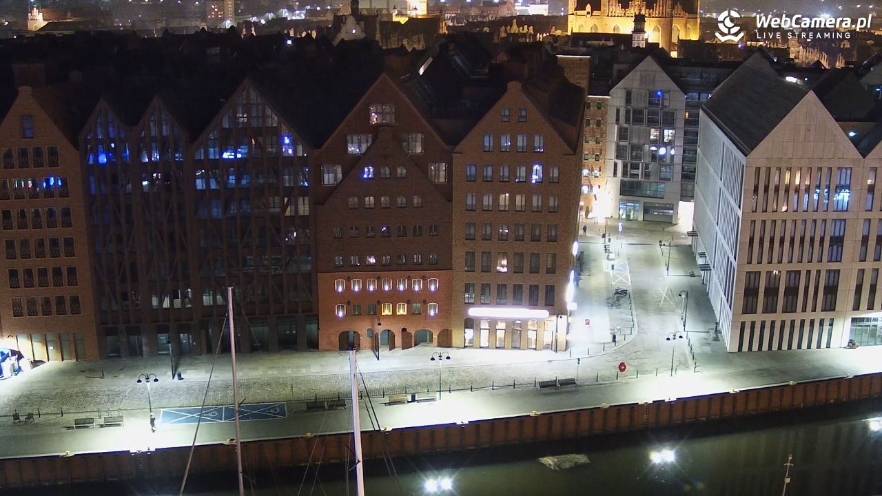 GDAŃSK - widok na Stare Miasto - 18 marzec 2026, 01:24