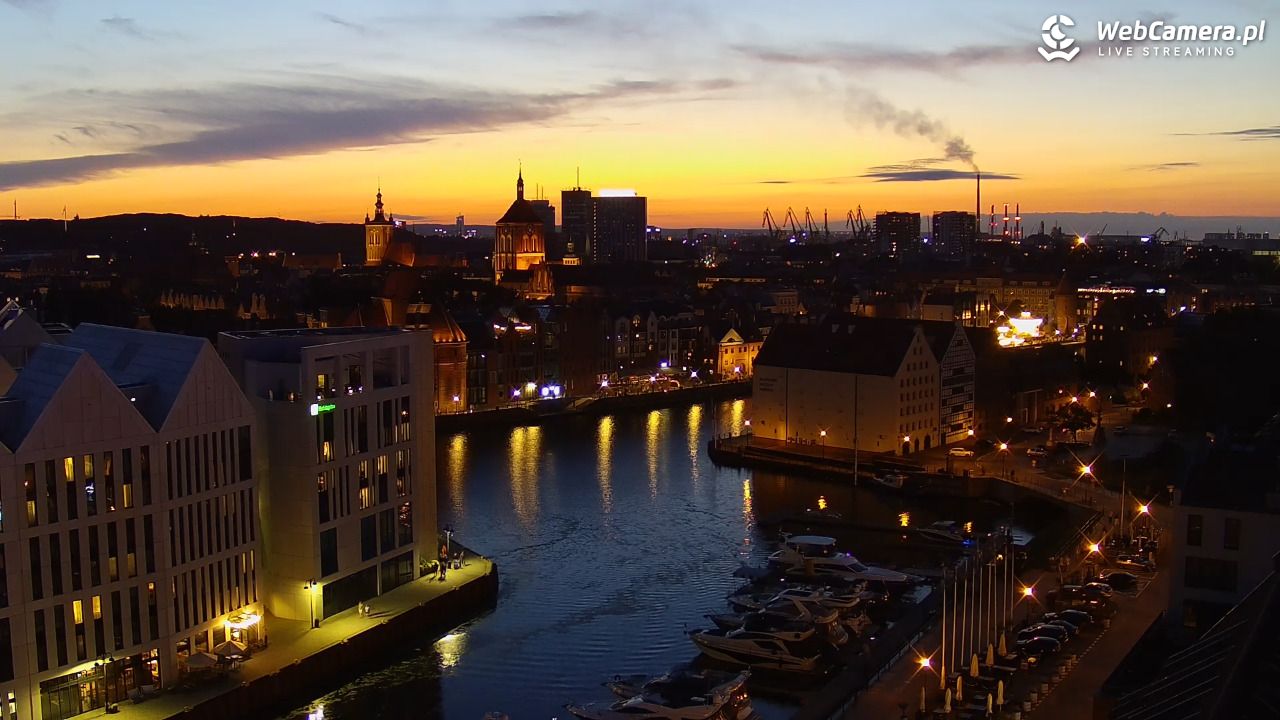 GDAŃSK - widok na Stare Miasto - 14 lipiec 2026, 22:07