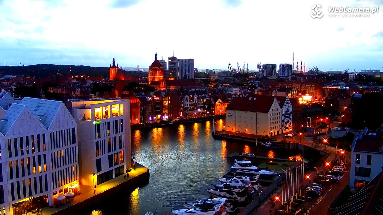 GDAŃSK - widok na Stare Miasto - 03 lipiec 2026, 21:55