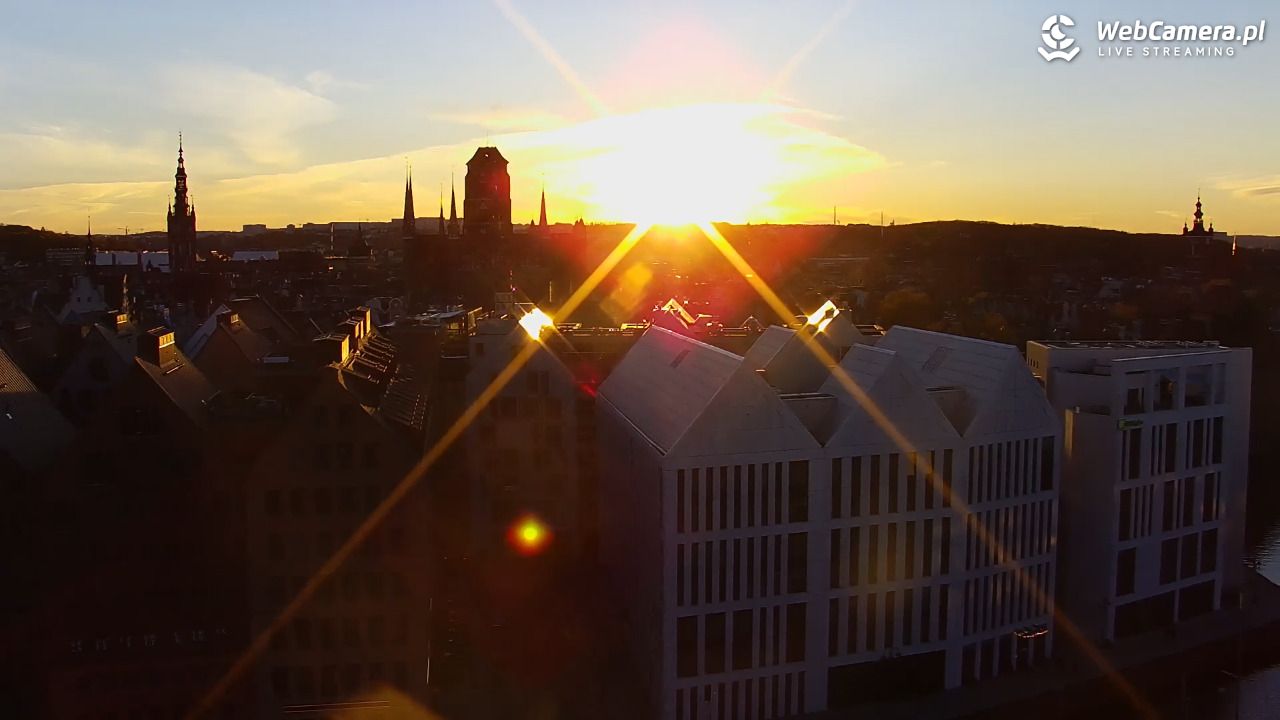 GDAŃSK - widok na Stare Miasto - 26 kwiecień 2026, 19:47