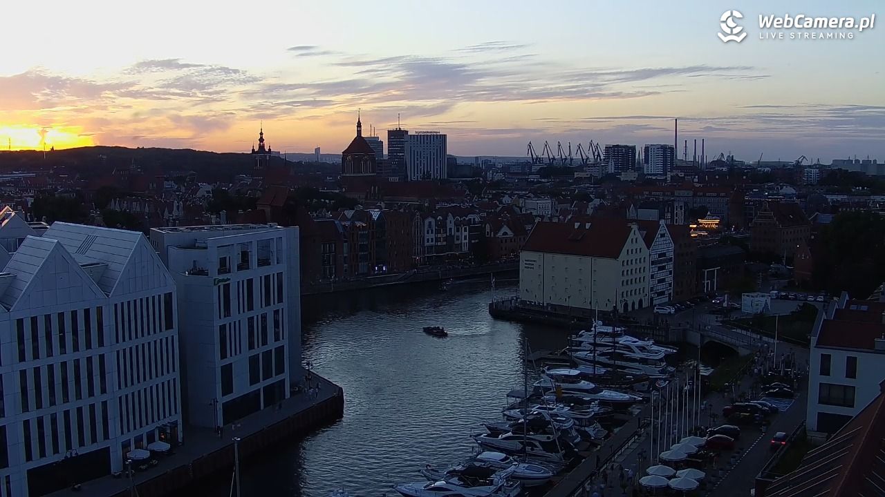 GDAŃSK - widok na Stare Miasto - 09 sierpień 2026, 20:29