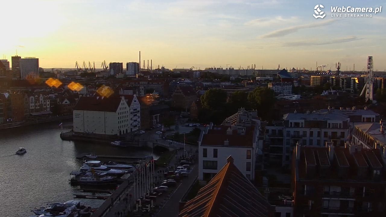 GDAŃSK - widok na Stare Miasto - 21 lipiec 2026, 20:32