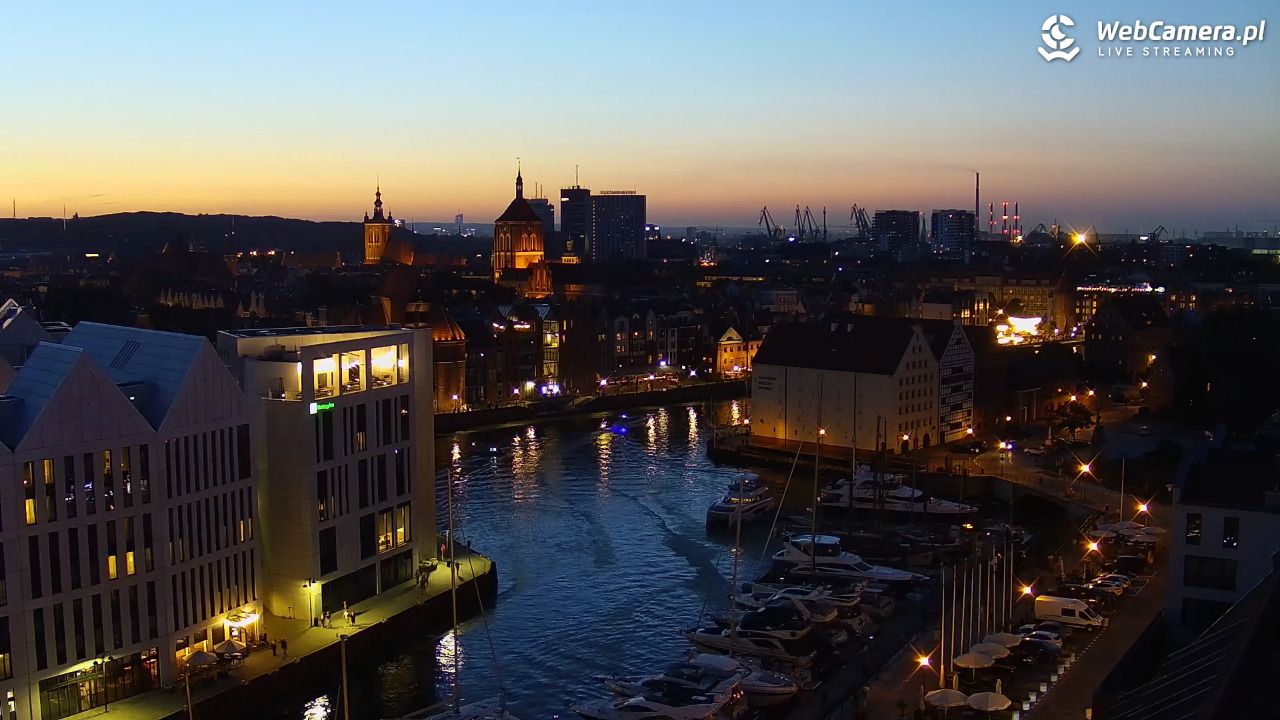 GDAŃSK - widok na Stare Miasto - 27 sierpień 2026, 20:25