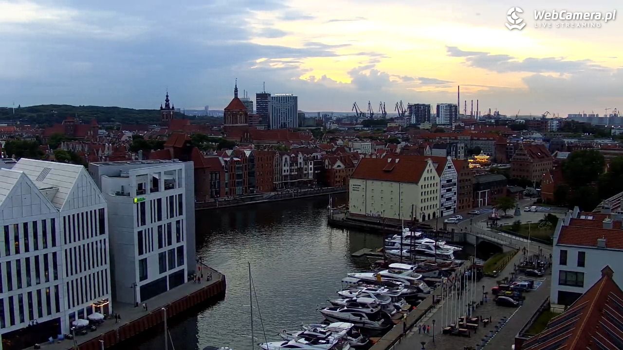 GDAŃSK - widok na Stare Miasto - 10 czerwiec 2026, 21:06