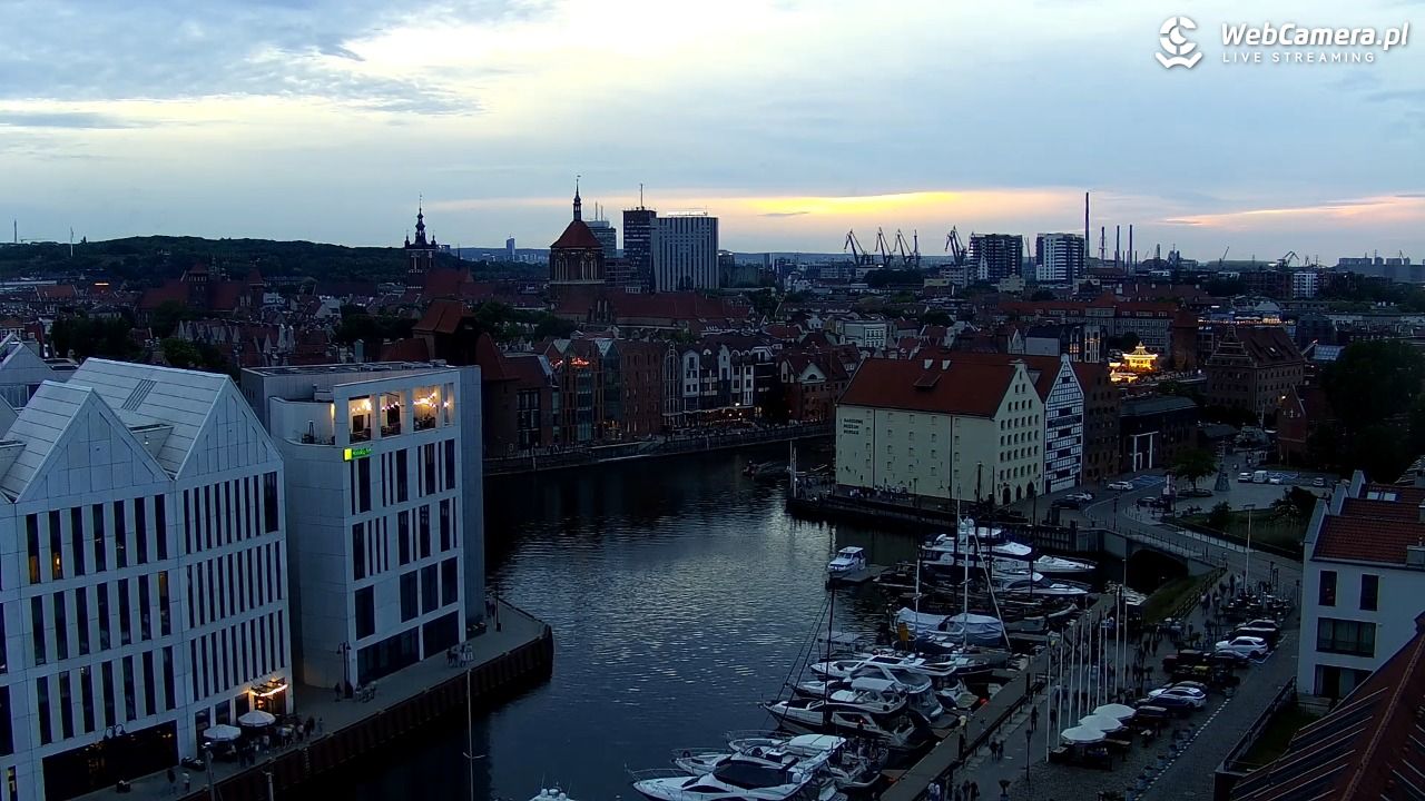 GDAŃSK - widok na Stare Miasto - 04 czerwiec 2026, 21:14