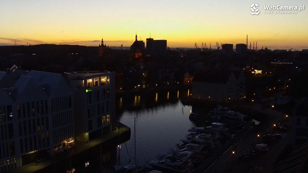 GDAŃSK - widok na Stare Miasto - 16 czerwiec 2026, 21:59