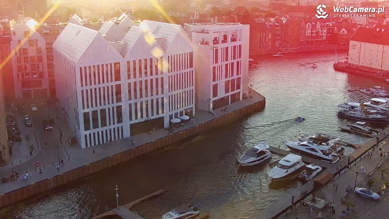 GDAŃSK - widok na Stare Miasto - 25 lipiec 2026, 21:29