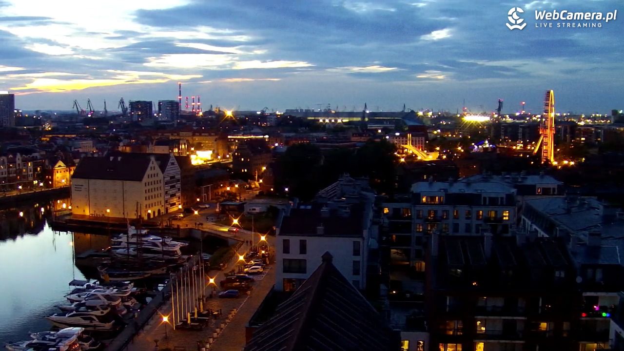 GDAŃSK - widok na Stare Miasto - 07 czerwiec 2026, 22:01