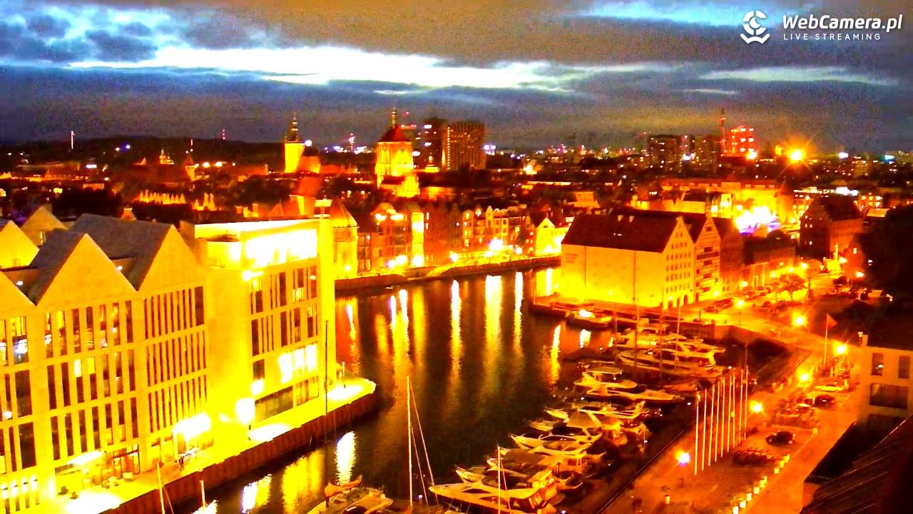 GDAŃSK - widok na Stare Miasto - 15 wresień 2025, 19:53