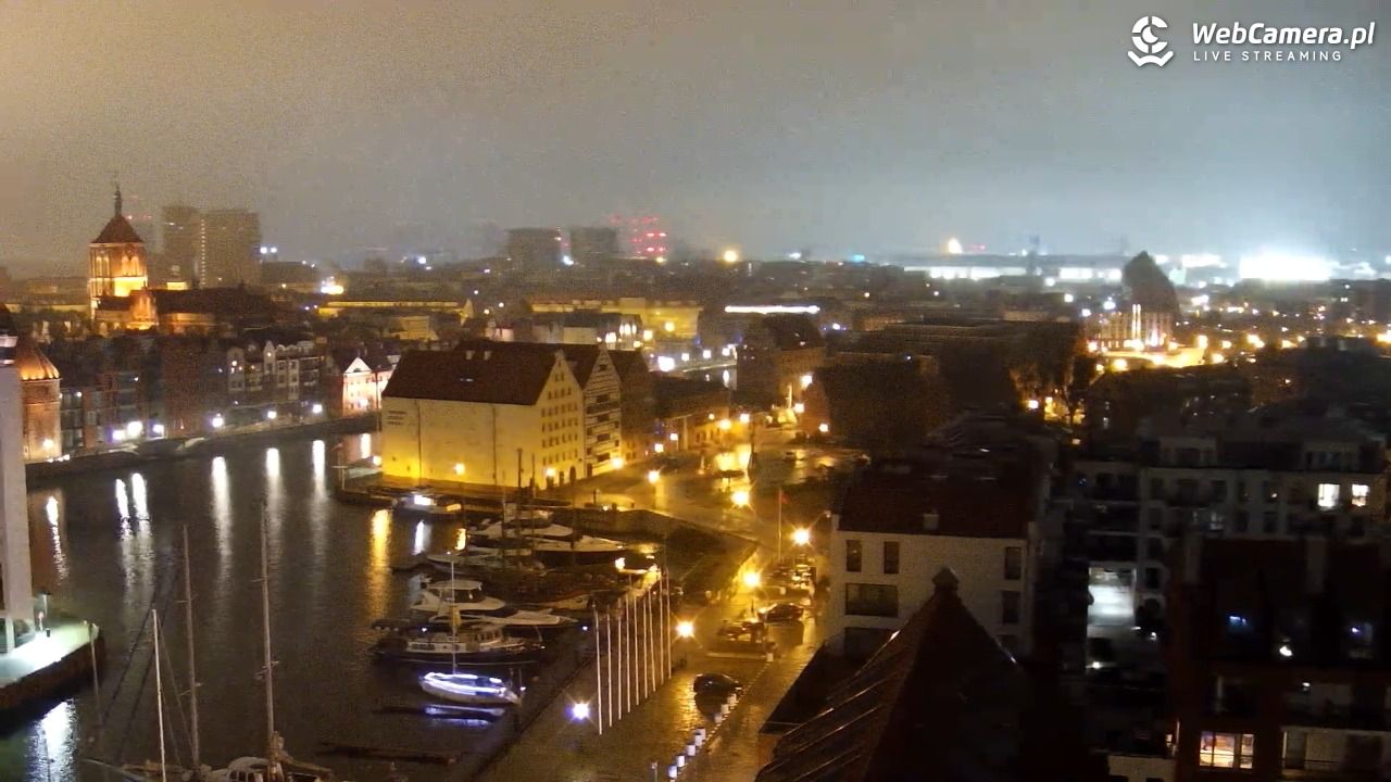 GDAŃSK - widok na Stare Miasto - 07 grudzień 2025, 02:22