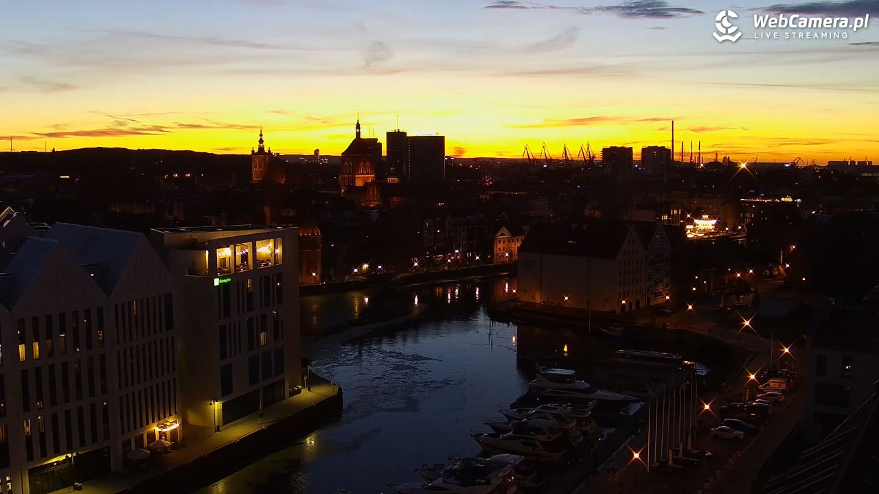 GDAŃSK - widok na Stare Miasto - 22 czerwiec 2026, 22:15