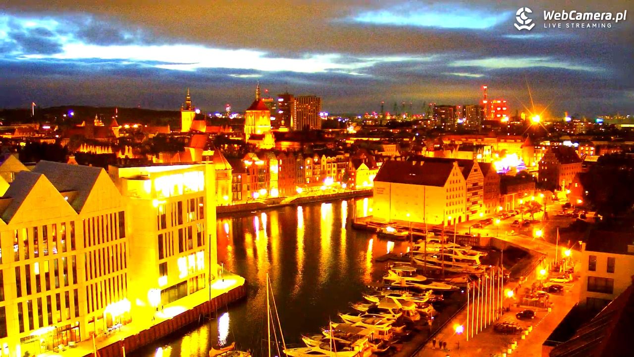 GDAŃSK - widok na Stare Miasto - 15 wresień 2025, 19:52