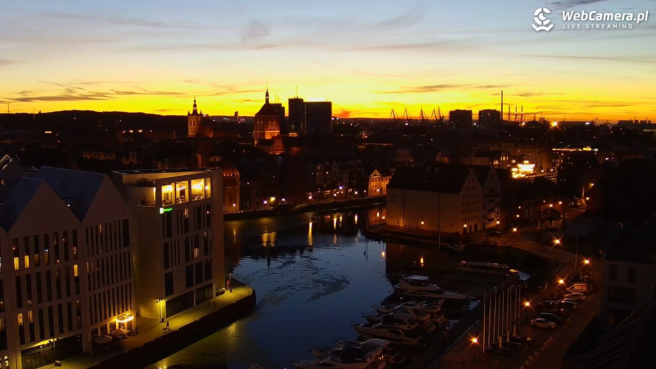 GDAŃSK - widok na Stare Miasto - 22 czerwiec 2026, 22:22