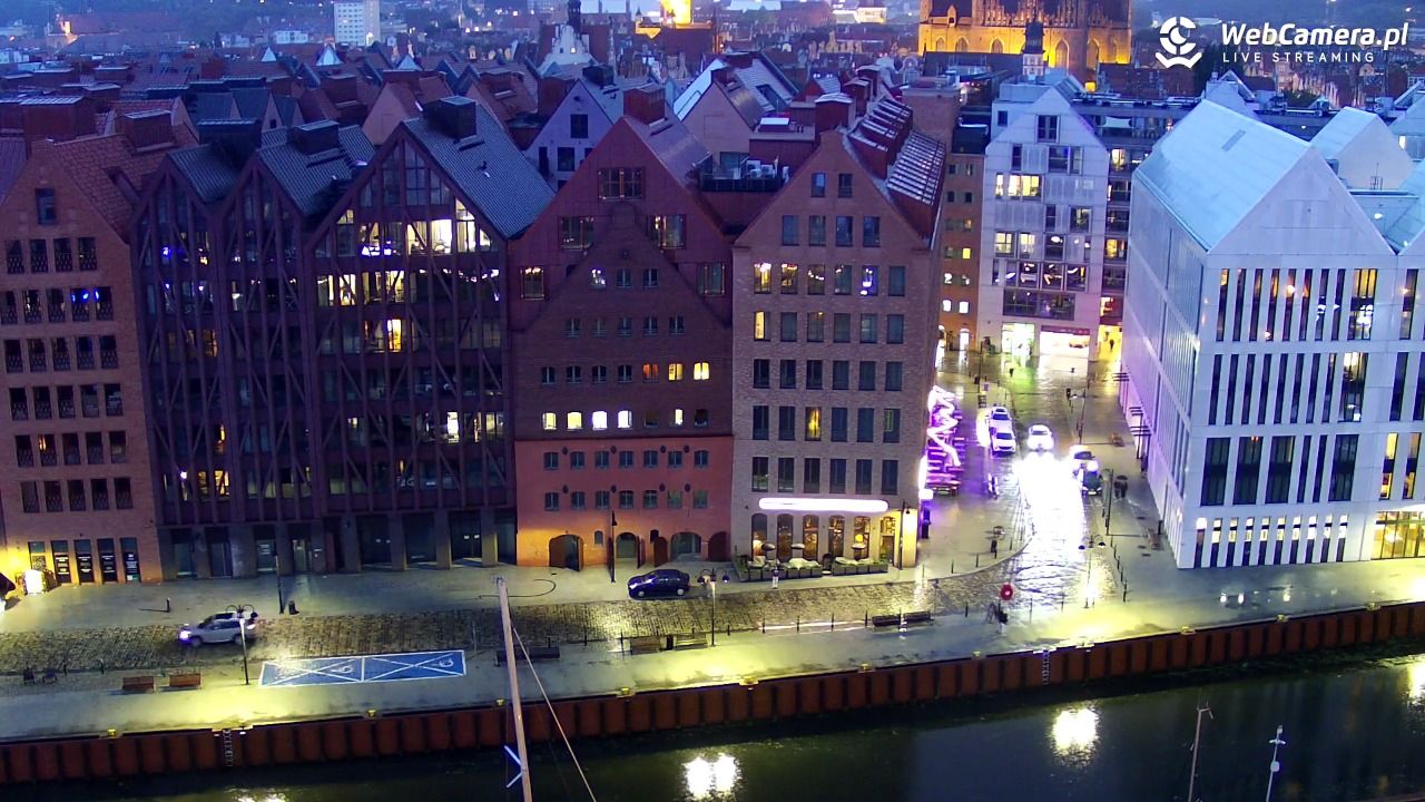 GDAŃSK - widok na Stare Miasto - 20 lipiec 2026, 21:23