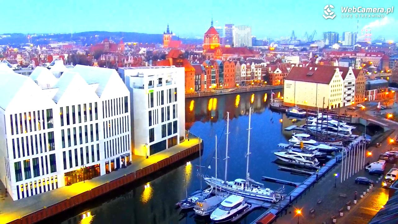 GDAŃSK - widok na Stare Miasto - 23 listopad 2025, 07:04