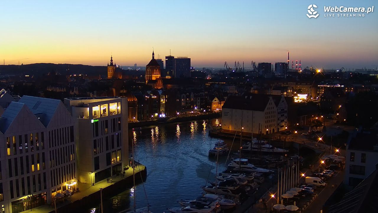 GDAŃSK - widok na Stare Miasto - 27 sierpień 2026, 20:24