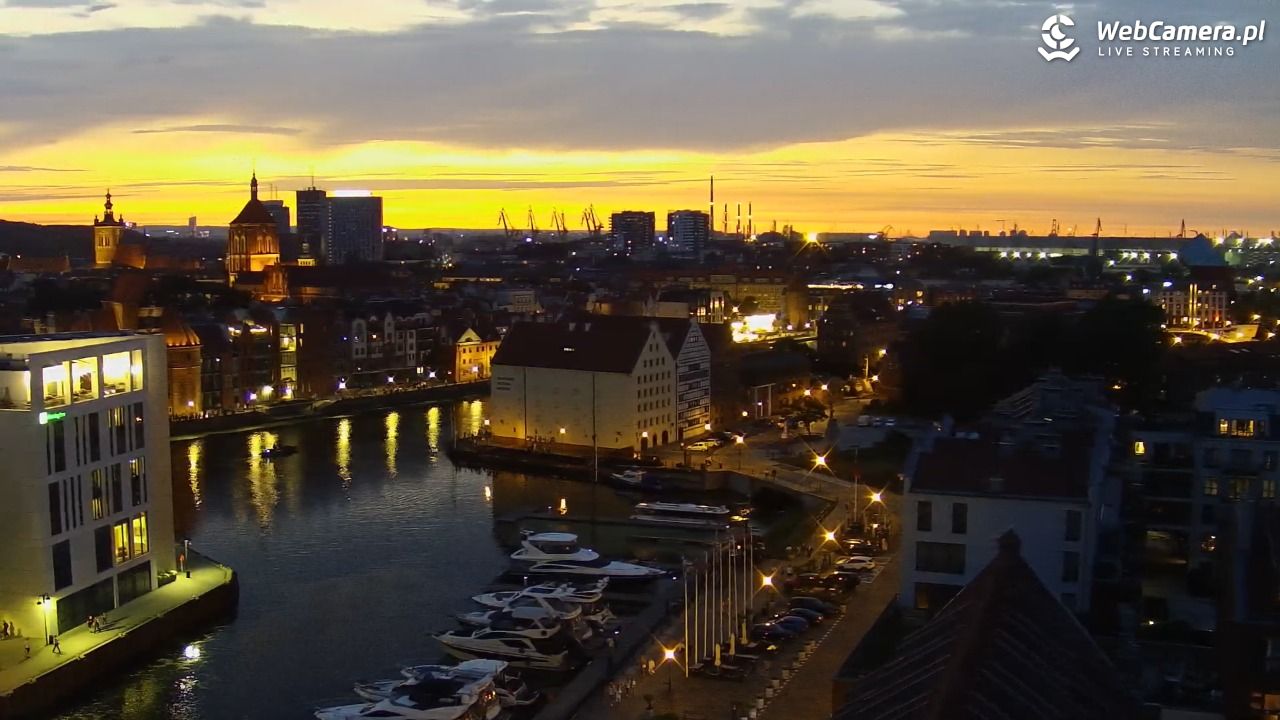 GDAŃSK - widok na Stare Miasto - 21 czerwiec 2026, 22:08