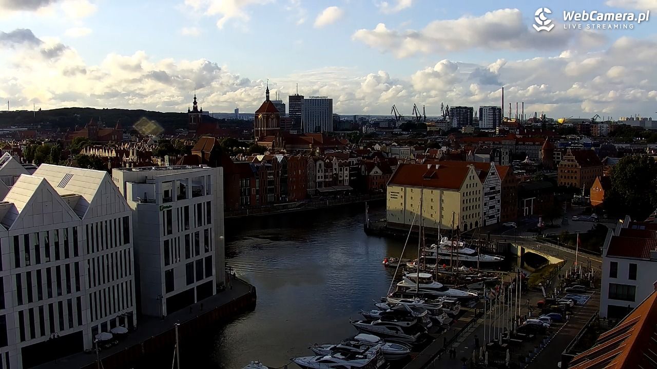 GDAŃSK - widok na Stare Miasto - 01 wresień 2026, 18:06