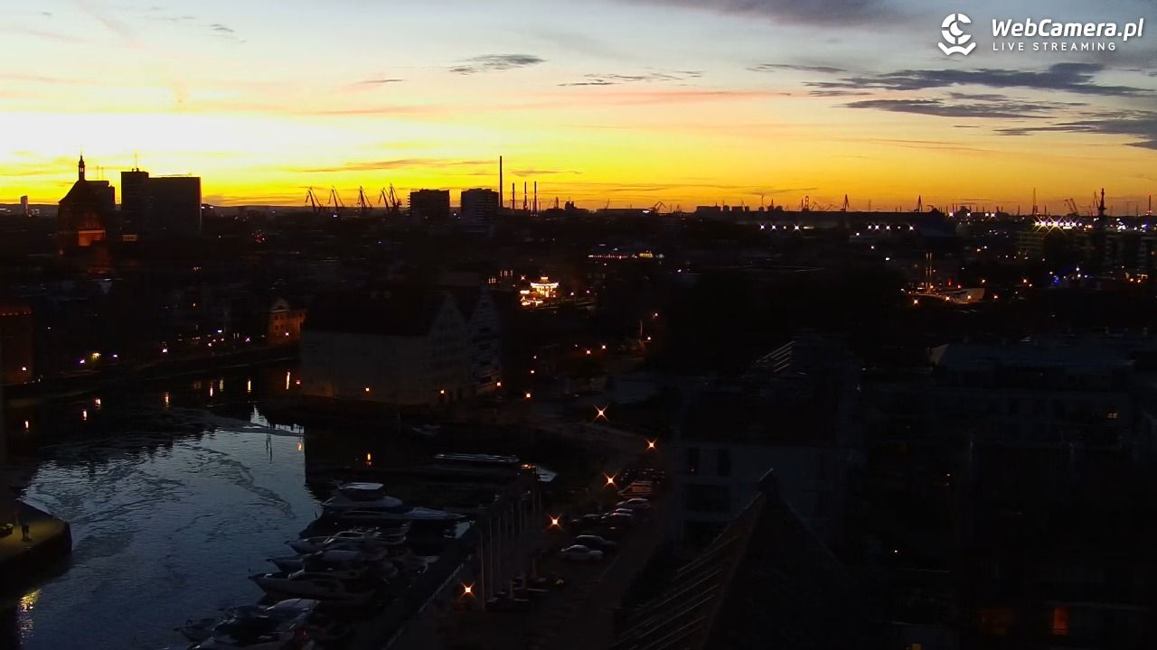 GDAŃSK - widok na Stare Miasto - 22 czerwiec 2026, 22:01