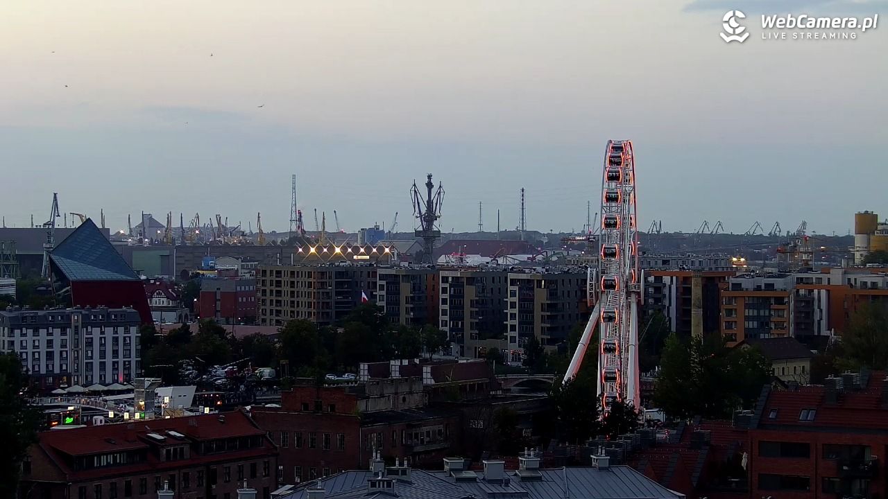 GDAŃSK - widok na Stare Miasto - 25 lipiec 2026, 20:54