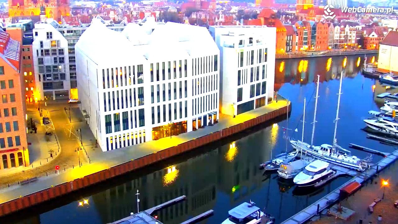 GDAŃSK - widok na Stare Miasto - 23 listopad 2025, 07:04