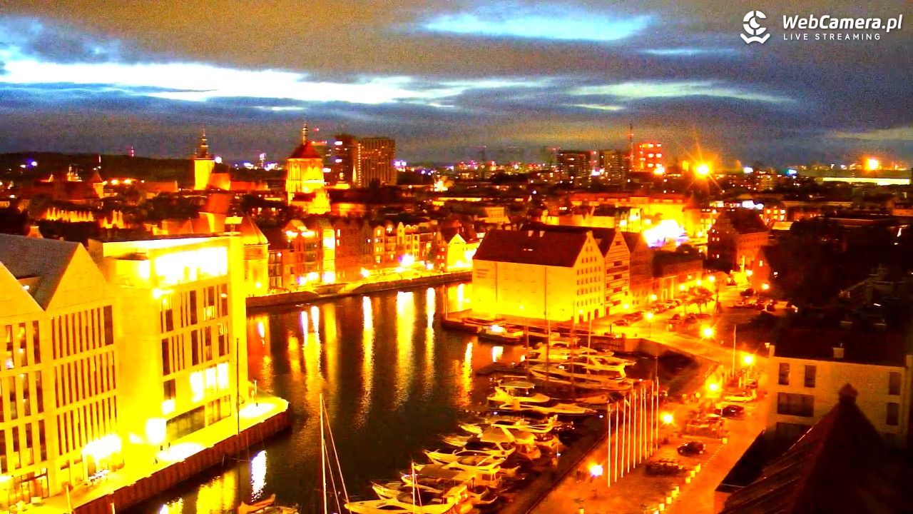 GDAŃSK - widok na Stare Miasto - 15 wresień 2025, 19:52