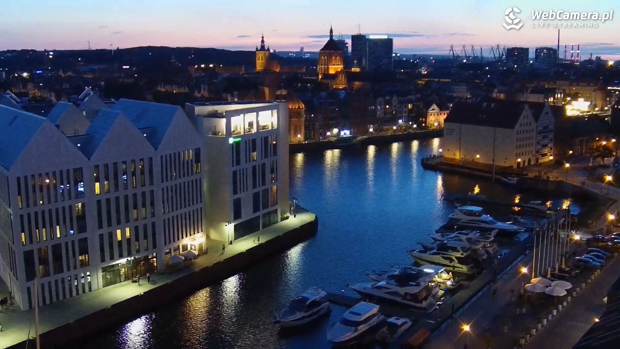 GDAŃSK - widok na Stare Miasto - 13 lipiec 2026, 22:05