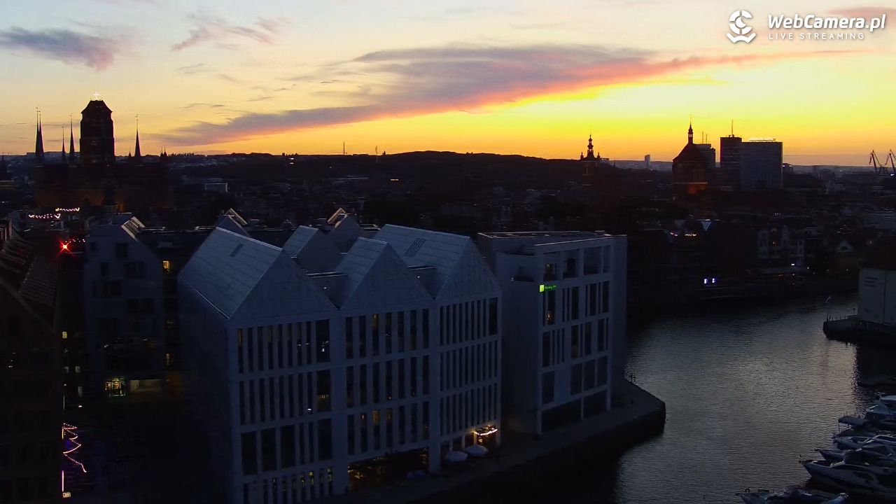 GDAŃSK - widok na Stare Miasto - 14 lipiec 2026, 21:33