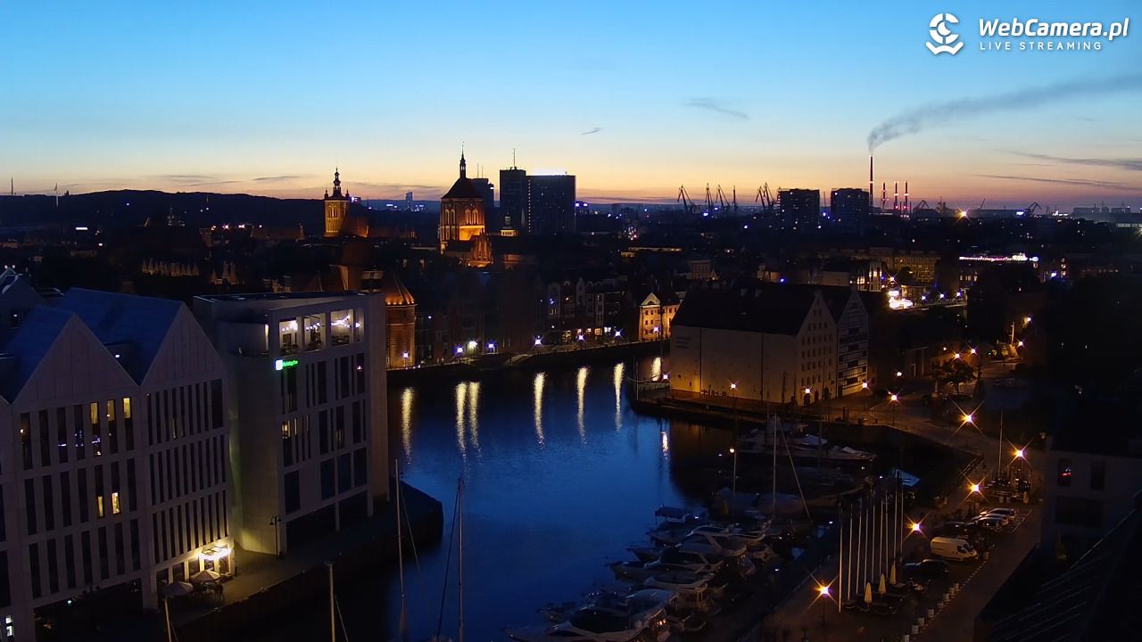 GDAŃSK - widok na Stare Miasto - 01 czerwiec 2026, 22:09