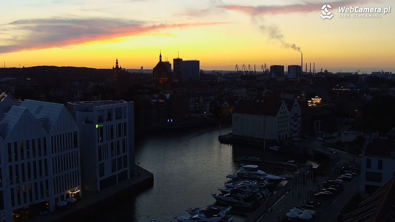 GDAŃSK - widok na Stare Miasto - 14 lipiec 2026, 21:33