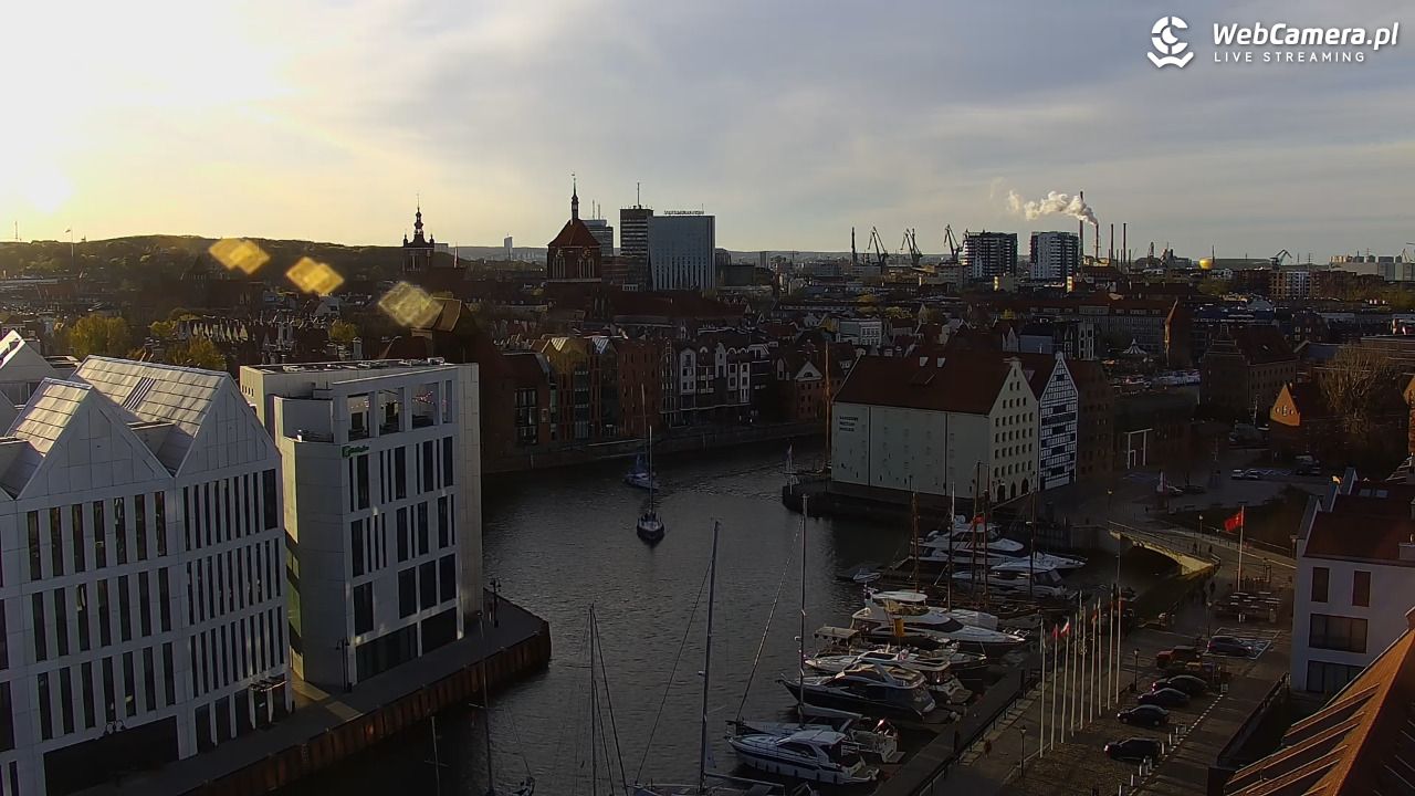 GDAŃSK - widok na Stare Miasto - 27 kwiecień 2026, 19:11