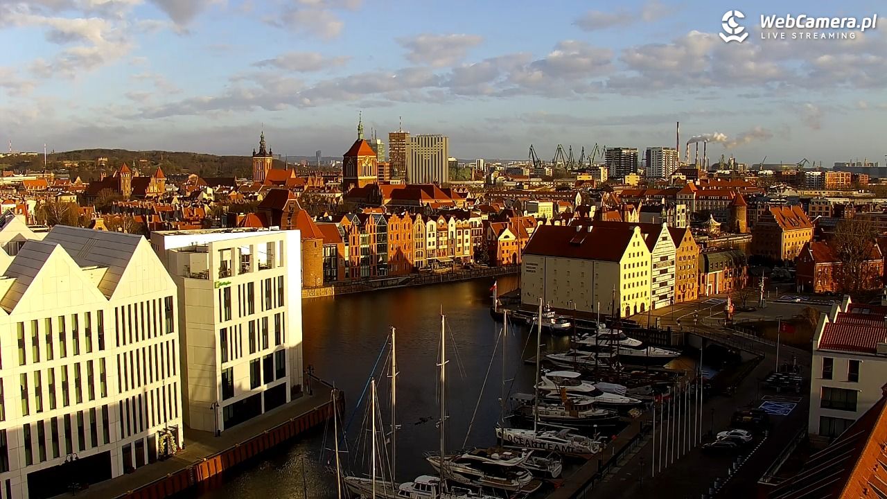 GDAŃSK - widok na Stare Miasto - 07 kwiecień 2026, 07:08