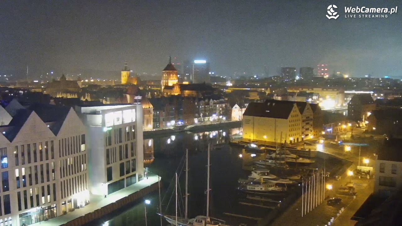 GDAŃSK - widok na Stare Miasto - 17 grudzień 2025, 21:47