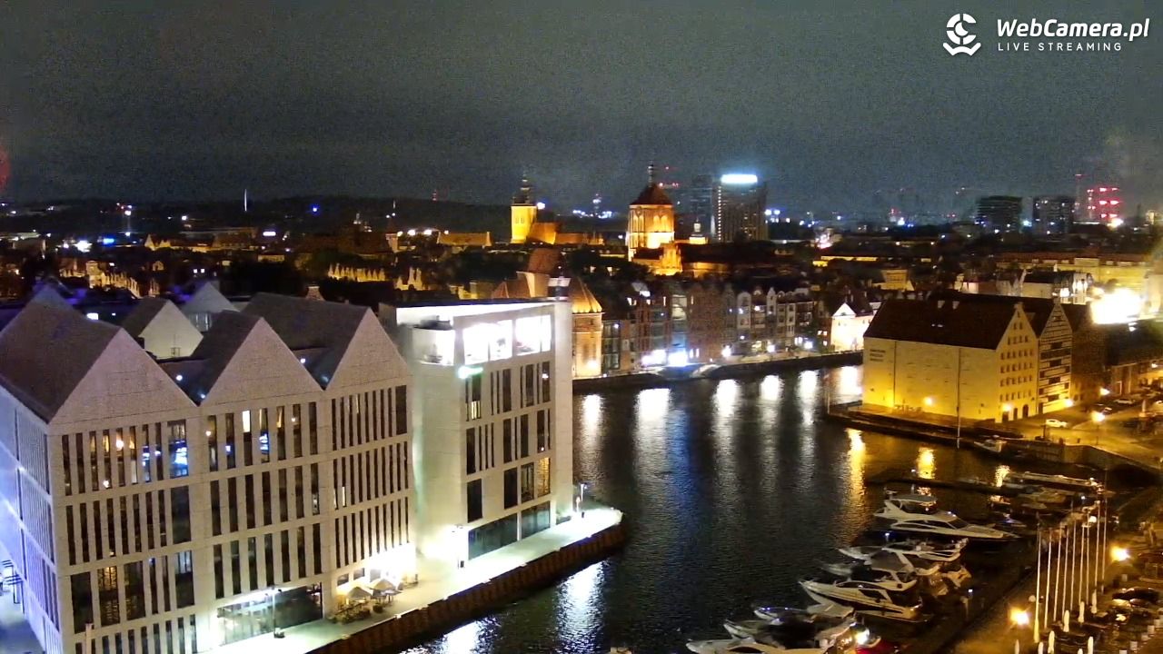 GDAŃSK - widok na Stare Miasto - 11 lipiec 2026, 23:54