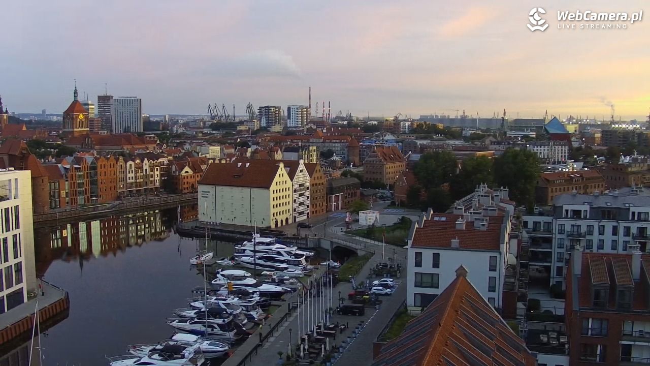 GDAŃSK - widok na Stare Miasto - 13 sierpień 2026, 05:11