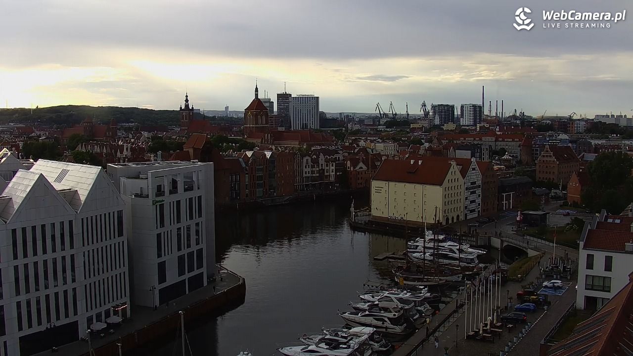 GDAŃSK - widok na Stare Miasto - 07 czerwiec 2026, 19:29