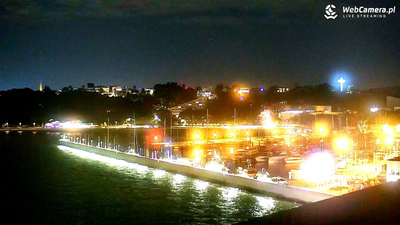 GDYNIA - widok na Przystań Jachtową - 08 wresień 2025, 20:56