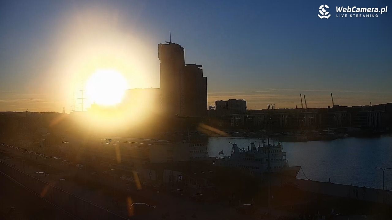 GDYNIA - widok na Przystań Jachtową - 09 maj 2026, 20:00