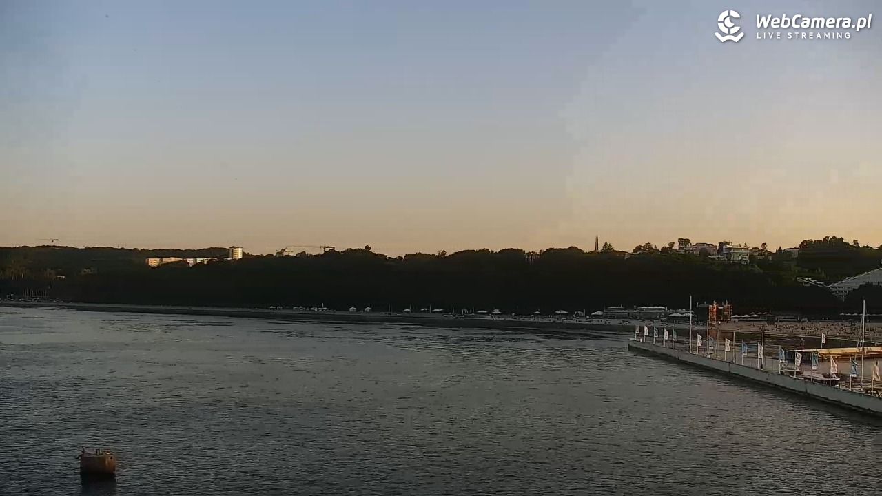 GDYNIA - widok na Przystań Jachtową - 26 czerwiec 2026, 20:32