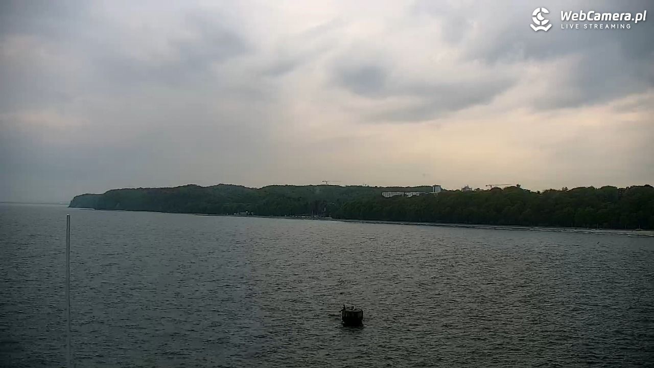GDYNIA - widok na Przystań Jachtową - 11 maj 2026, 19:52