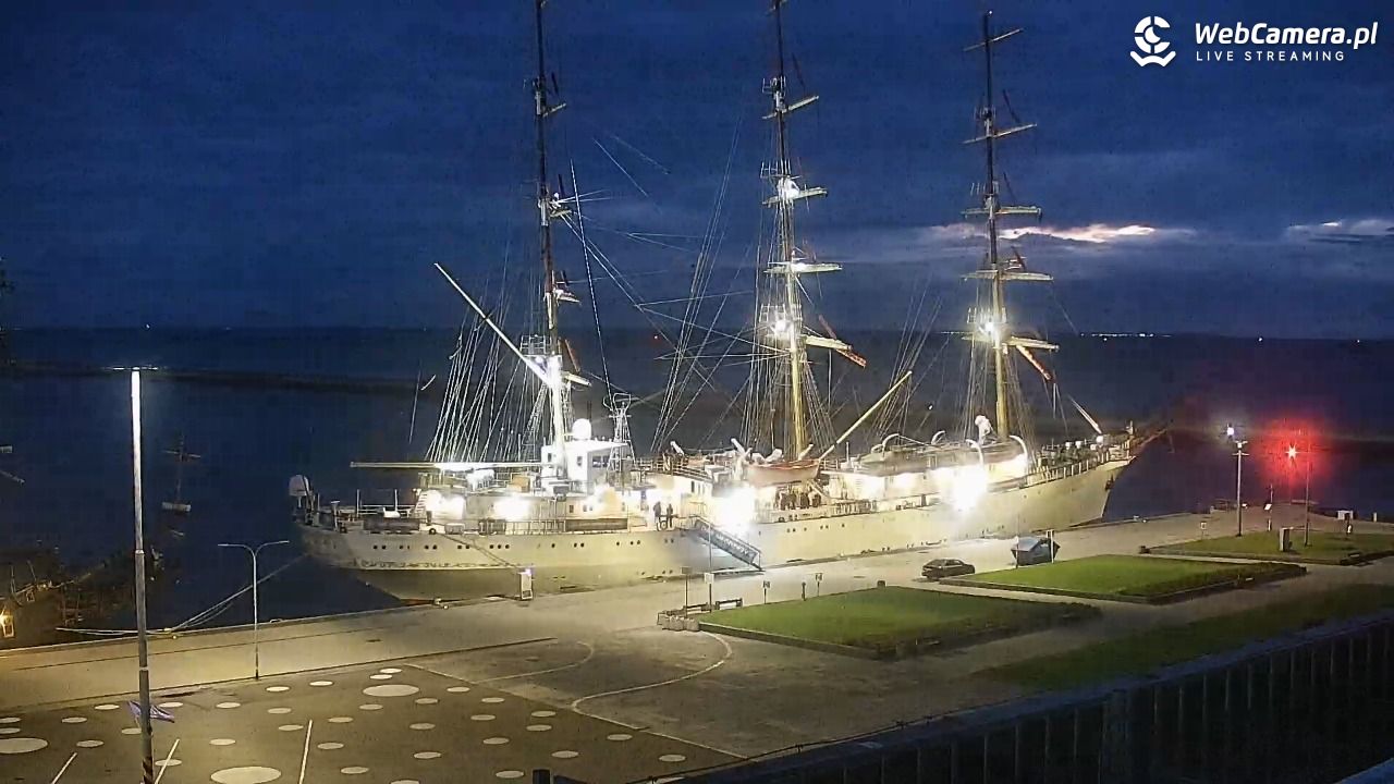 GDYNIA - widok na Przystań Jachtową - 25 wresień 2026, 06:00