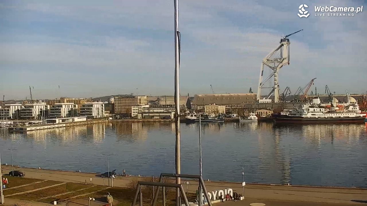 GDYNIA - widok na Przystań Jachtową - 28 marzec 2026, 07:29