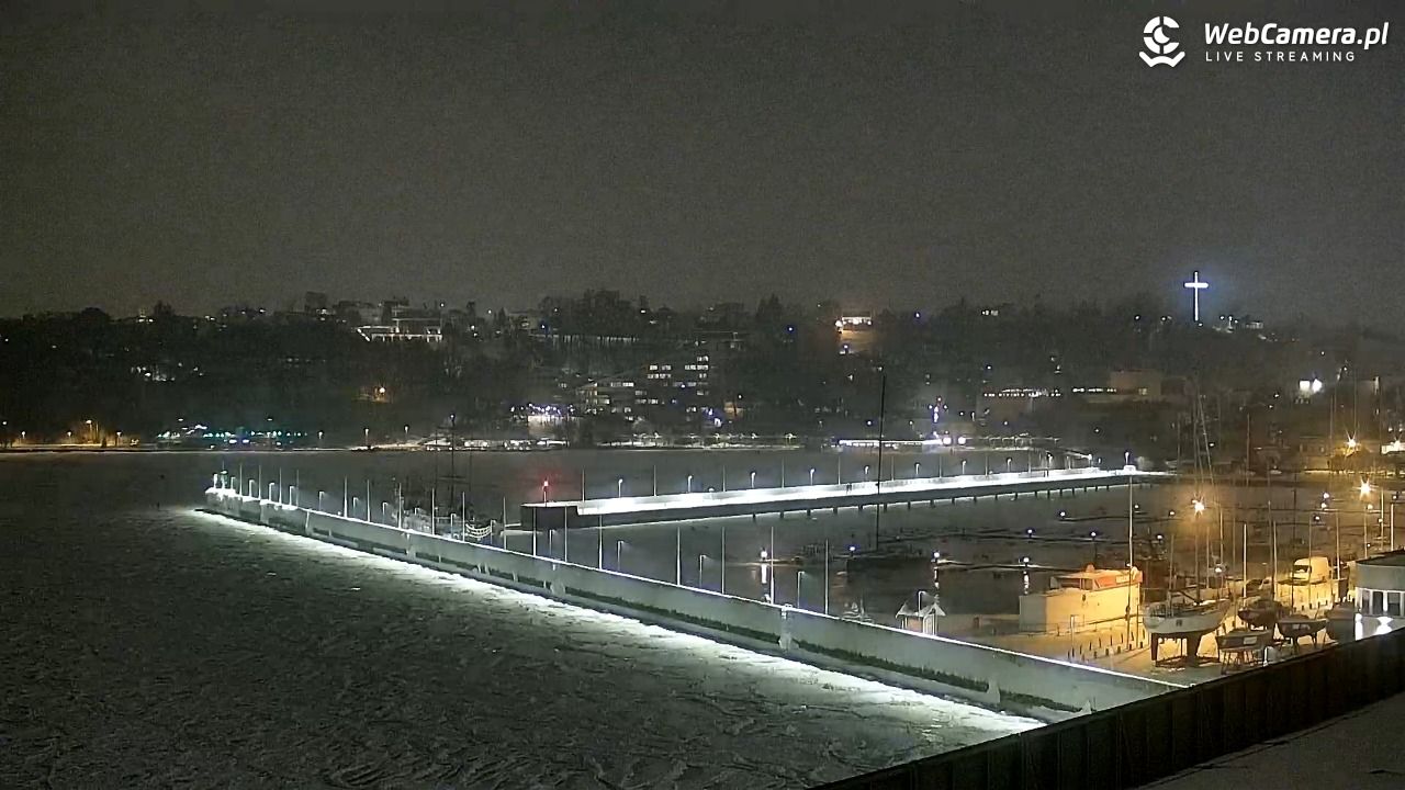 GDYNIA - widok na Przystań Jachtową - 10 luty 2026, 22:20