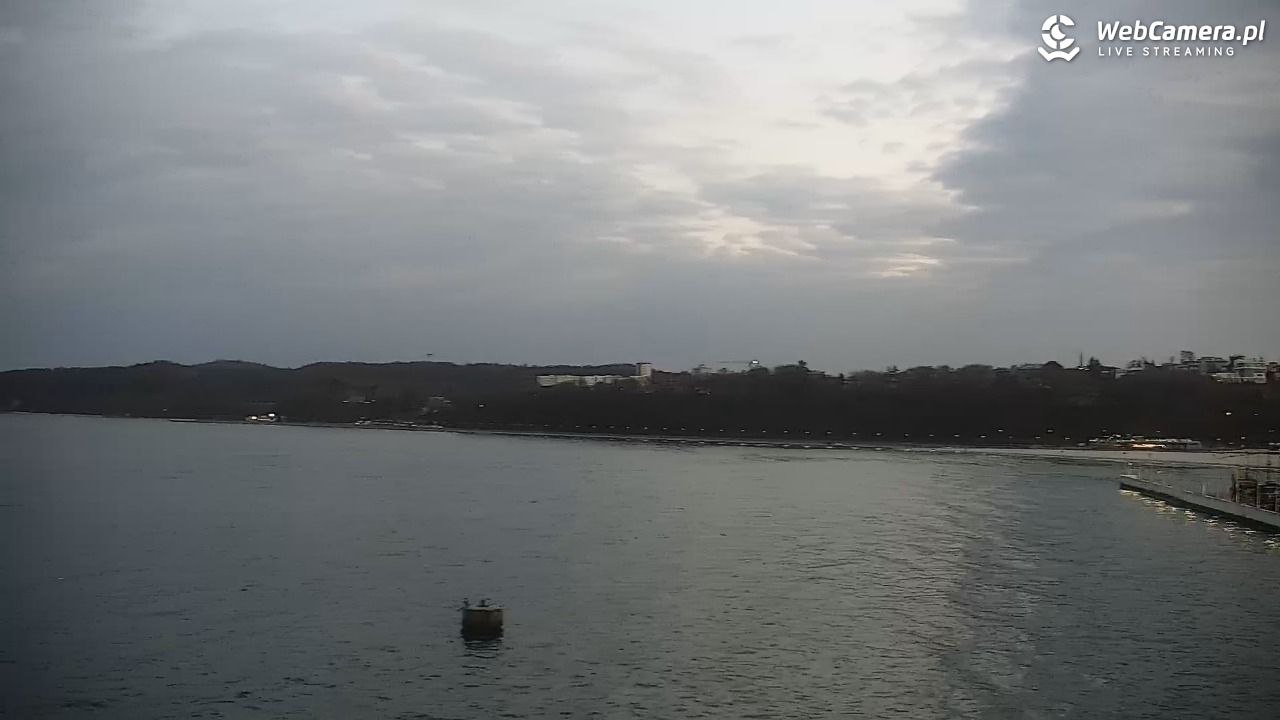 GDYNIA - widok na Przystań Jachtową - 28 marzec 2026, 18:28
