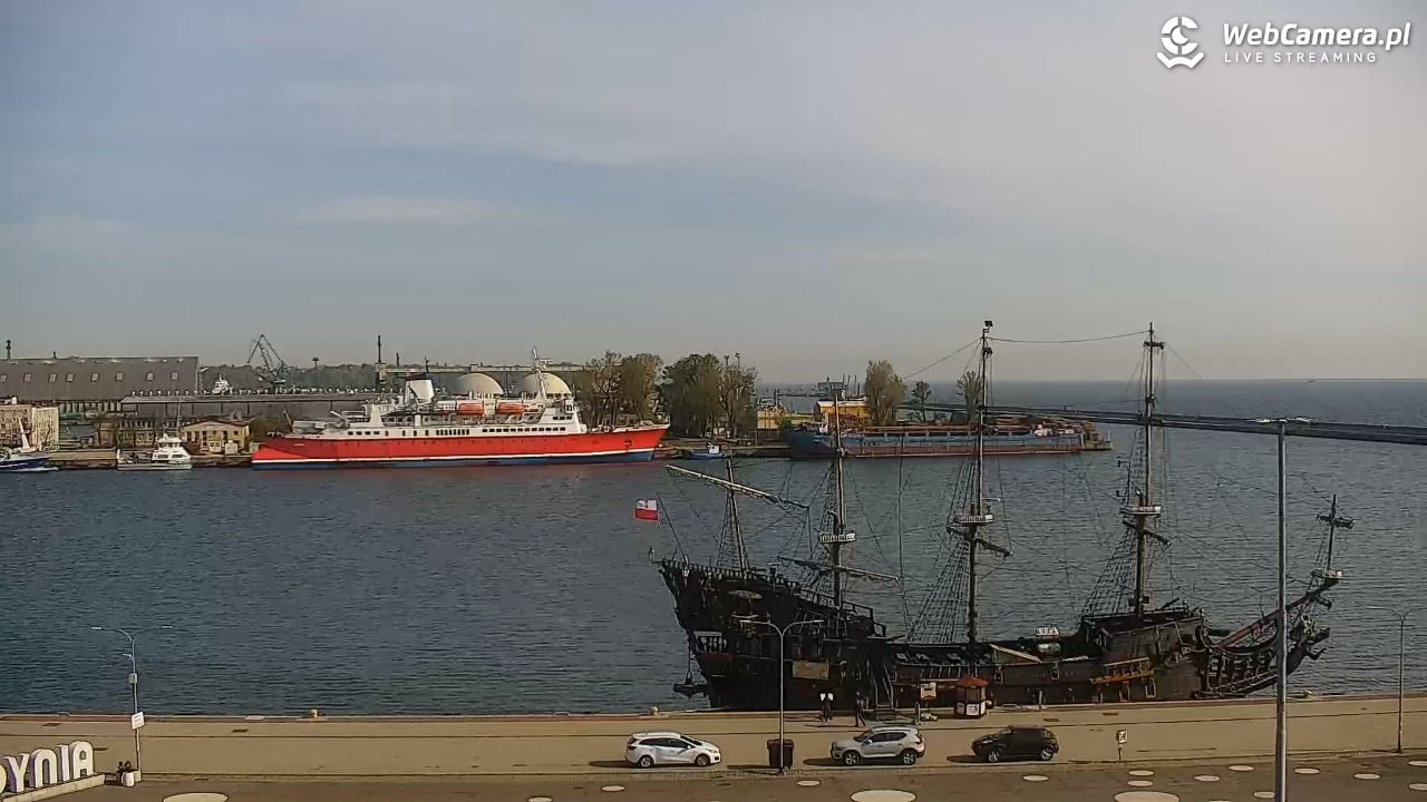 GDYNIA - widok na Przystań Jachtową - 11 maj 2026, 08:51