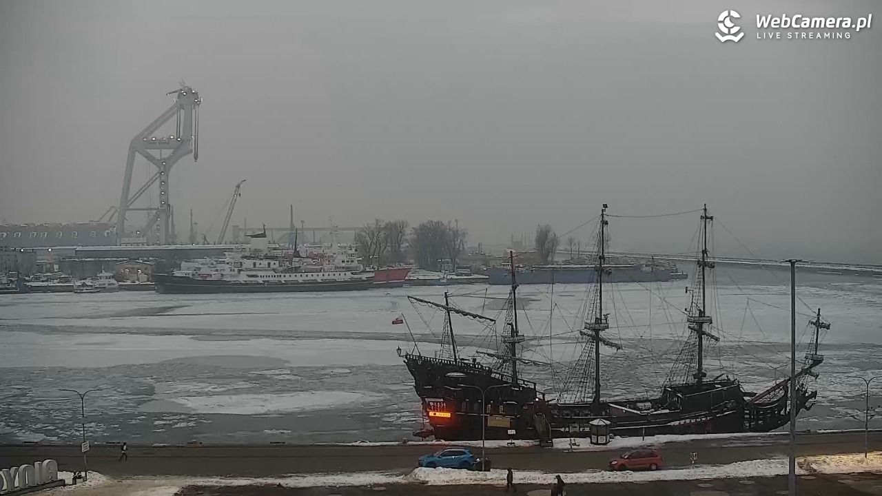 GDYNIA - widok na Przystań Jachtową - 10 luty 2026, 16:46