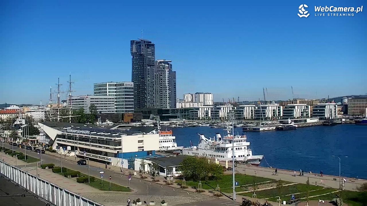 GDYNIA - widok na Przystań Jachtową - 10 maj 2026, 09:33